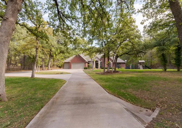 Photo 1 of Single family home for sale at 4500 Canaan Crk Rd, Edmond, OK 73034 | MLS# 1253741 | Listing updated on 2026-10-20