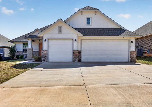 Photo 1 of Single family home for sale at 1200 Magnolia Dr, Noble, OK 73068 | MLS# 1253747 | Listing updated on 2026-10-15