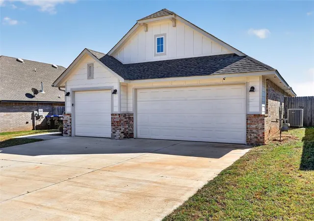 Photo 2 of Single family home for sale at 1200 Magnolia Dr, Noble, OK 73068 | MLS# 1253747 | Listing updated on 2026-10-15