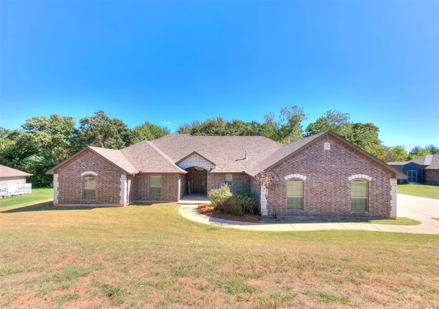 Photo 2 of Single family home for sale at 12190 Maple Ln, Guthrie, OK 73044 | MLS# 1253769 | Listing updated on 2026-10-15