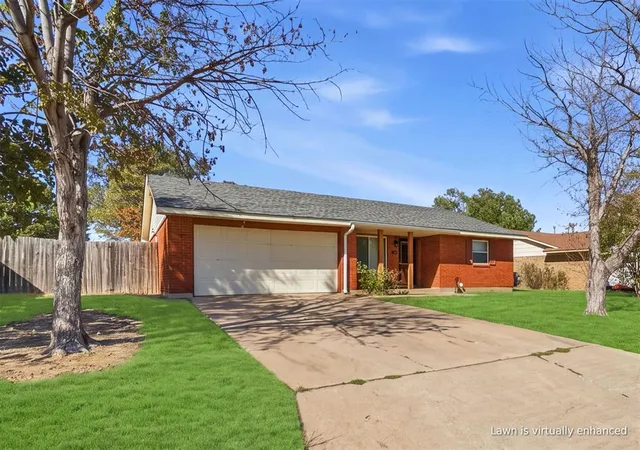 Photo 1 of Single family home for sale at 1813 Taft St, Altus, OK 73521 | MLS# 1253780 | Listing updated on 2026-10-15