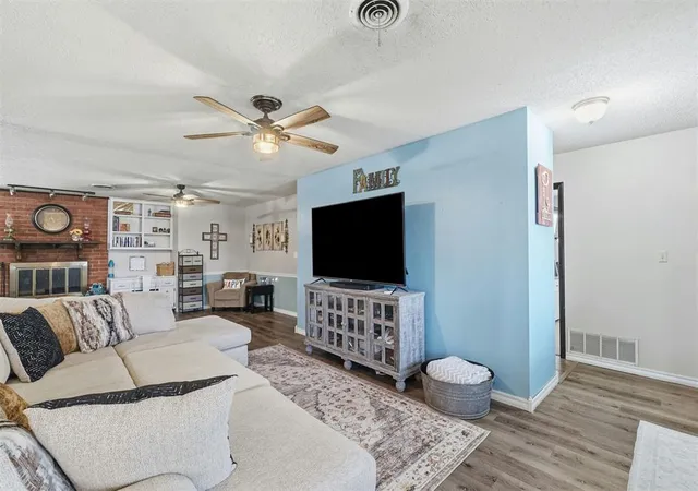 Photo 4 of Single family home for sale at 1813 Taft St, Altus, OK 73521 | MLS# 1253780 | Listing updated on 2026-10-15
