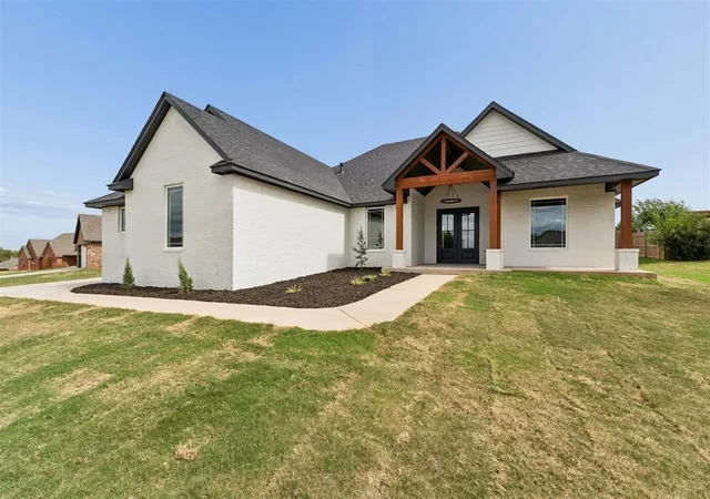 Photo 1 of Single family home for sale at 600 Eagle Lake Ln, Newcastle, OK 73065 | MLS# 1253781 | Listing updated on 2026-10-22