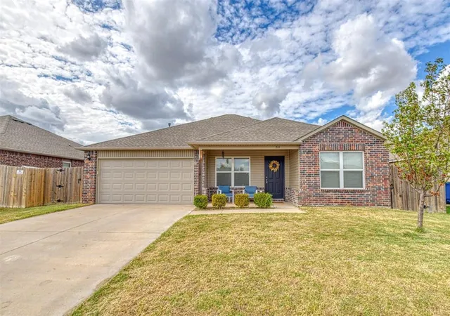Single family home for sale at 311 Waterside Dr, Newcastle, OK 73065 | MLS# 1253836
