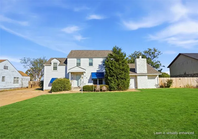 Single family home for sale at 1504 N Hudson St, Altus, OK 73521 | MLS# 1253859