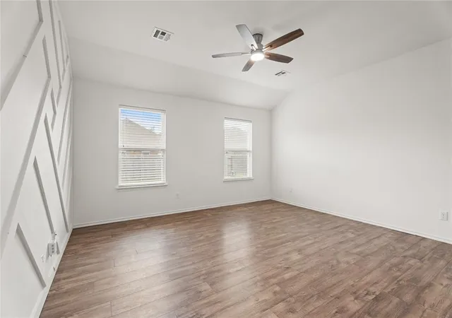 Photo 4 of Single family home for sale at 9216 NW 71st Street, Yukon, OK 73099 | MLS# 1253863 | Listing updated on 2026-10-15