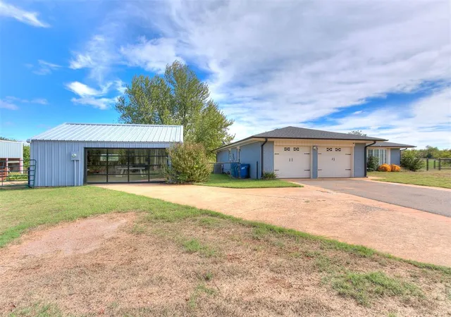 Photo 2 of Single family home for sale at 4418 S May Ave, Norman, OK 73072 | MLS# 1253880 | Listing updated on 2026-10-20