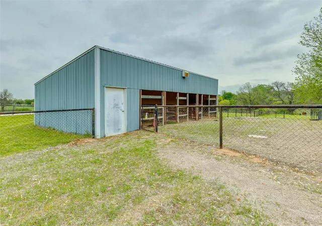 Photo 3 of Single family home for sale at 4418 S May Ave, Norman, OK 73072 | MLS# 1253880 | Listing updated on 2026-10-20