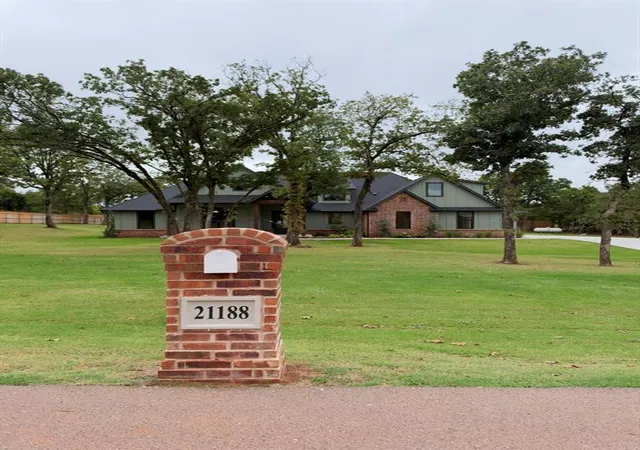 Photo 1 of Single family home for sale at 21188 Reserve Cir, Harrah, OK 73045 | MLS# 1253890 | Listing updated on 2026-10-15