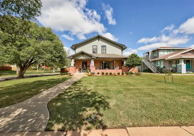 Photo 2 of Single family home for sale at 131 Nw 21st Street, Oklahoma City, OK 73103 | MLS# 1253922 | Listing updated on 2026-10-20