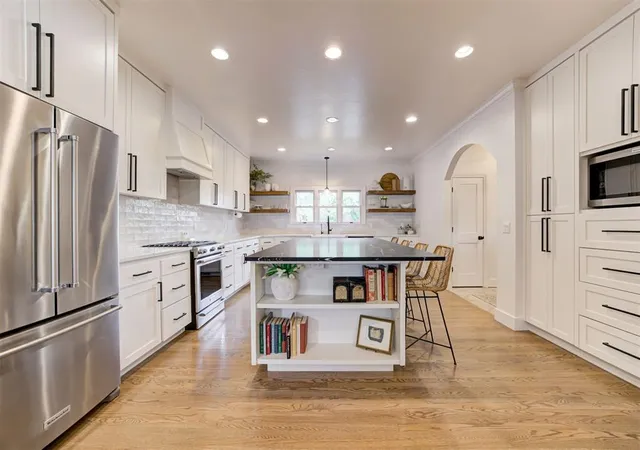 Photo 1 of Single family home for sale at 131 Nw 21st Street, Oklahoma City, OK 73103 | MLS# 1253922 | Listing updated on 2026-10-30