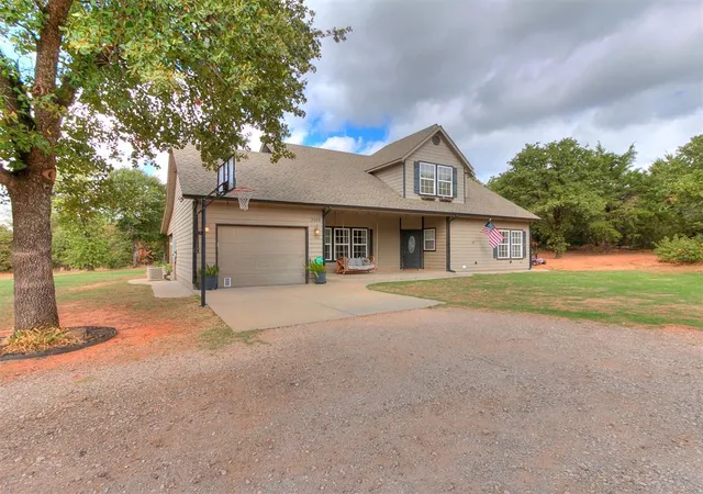 Photo 3 of Single family home for sale at 3533 W Fox Ln, Newcastle, OK 73065 | MLS# 1253930 | Listing updated on 2026-10-15