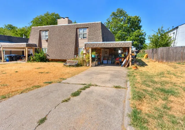 Photo 3 of Multi family home for sale at 920 Acacia Cir #922, Noble, OK 73068 | MLS# 1253942 | Listing updated on 2026-10-16