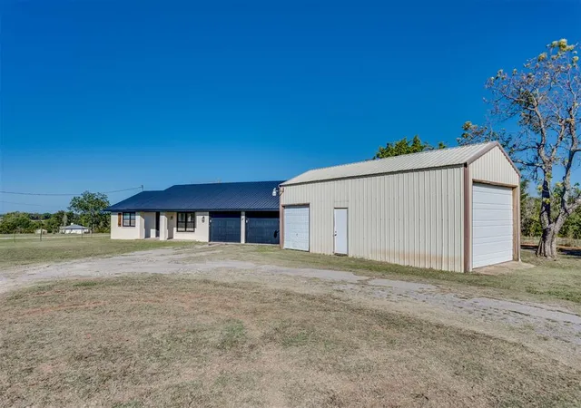 Photo 1 of Single family home for sale at 339170 E Highway 62, Meeker, OK 74855 | MLS# 1253954 | Listing updated on 2026-10-15