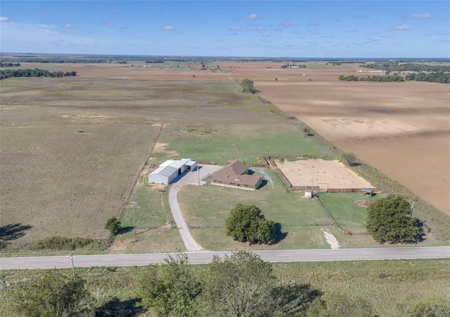Photo 1 of Single family home for sale at 1521 N Council Rd, Crescent, OK 73028 | MLS# 1253982 | Listing updated on 2026-10-26