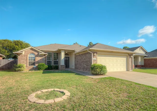 Photo 1 of Single family home for sale at 2409 Nw 164th Terrace, Edmond, OK 73013 | MLS# 1253983 | Listing updated on 2026-10-19