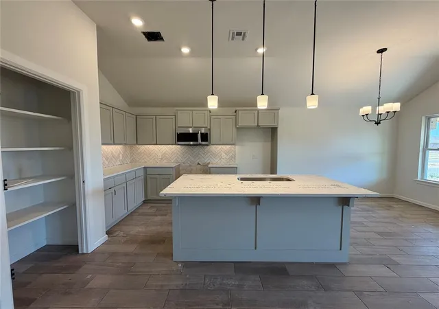 Photo 3 of Single family home for sale at 1200 Blackjack Crk Dr, Yukon, OK 73099 | MLS# 1254056 | Listing updated on 2026-10-20