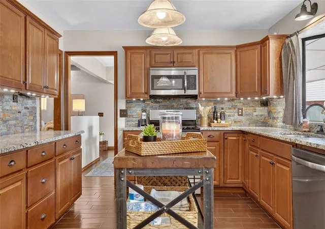 Photo 3 of Single family home for sale at 312 Wellington Ln, Moore, OK 73160 | MLS# 1254064 | Listing updated on 2026-10-17