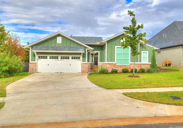 Single family home for sale at 4301 NE 125th Court, Edmond, OK 73013 | MLS# 1254084