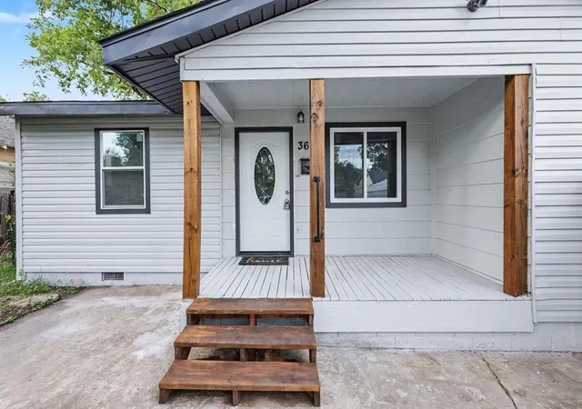 Photo 3 of Single family home for sale at 3617 Nw 13th Street, Oklahoma City, OK 73107 | MLS# 1254095 | Listing updated on 2026-10-17