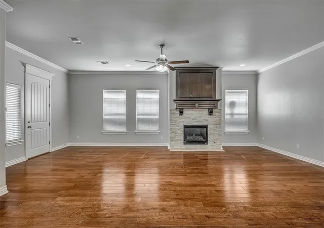 Photo 4 of Single family home for sale at 120 Rue De Montserrat, Norman, OK 73071 | MLS# 1254108 | Listing updated on 2026-10-20