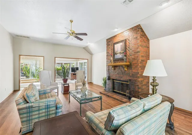 Photo 4 of Single family home for sale at 600 NW 143rd Street, Edmond, OK 73013 | MLS# 1254120 | Listing updated on 2026-10-19