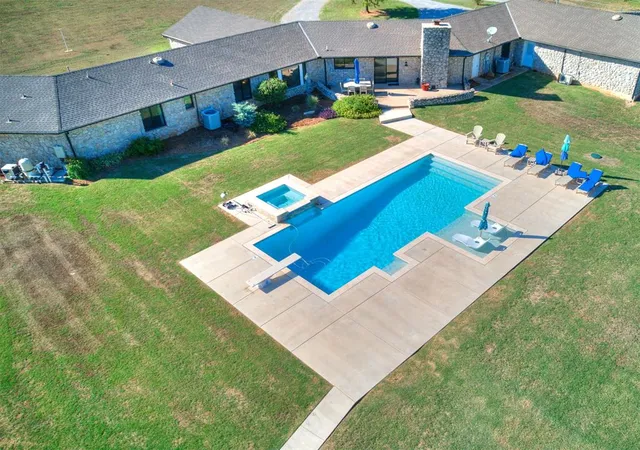 Photo 3 of Single family home for sale at 14100 N Frisco Rd, Piedmont, OK 73078 | MLS# 1254125 | Listing updated on 2026-10-18