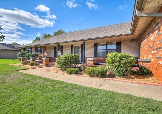 Photo 1 of Single family home for sale at 13109 Silver Eagle Trl, Edmond, OK 73013 | MLS# 1254126 | Listing updated on 2026-10-29