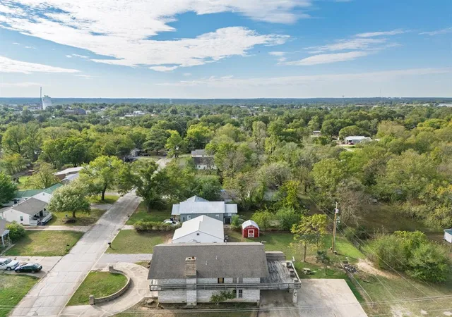 Photo 2 of Single family home for sale at 1329 Eureka St, Seminole, OK 74868 | MLS# 1254147 | Listing updated on 2026-10-23