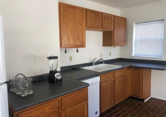 Photo 3 of Sale Pending at 1327 Eureka St, Seminole, OK 74868 | MLS# 1254148 | Listing updated on 2026-10-24