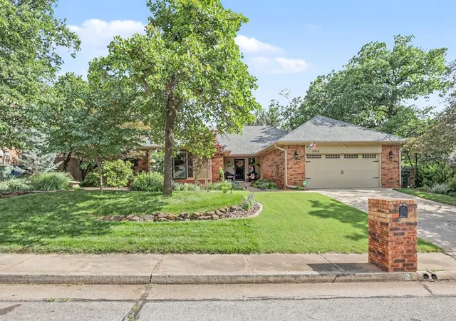 Photo 1 of Single family home for sale at 2212 Coachlight Dr, Edmond, OK 73013 | MLS# 1254176 | Listing updated on 2026-10-16