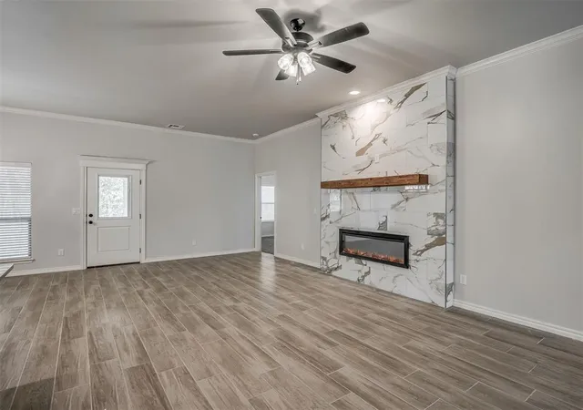 Photo 4 of Single family home for sale at 9070 Oak Tree Cir, Edmond, OK 73025 | MLS# 1254177 | Listing updated on 2026-10-23