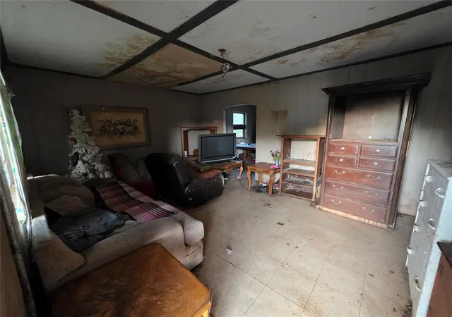 Photo 3 of Sale Pending at 2900 N Shadynook Way, Oklahoma City, OK 73141 | MLS# 1254200 | Listing updated on 2026-10-19