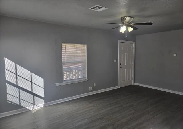 Photo 3 of Single family home for sale at 214 W Kittyhawk Dr, Oklahoma City, OK 73110 | MLS# 1254222 | Listing updated on 2026-10-17