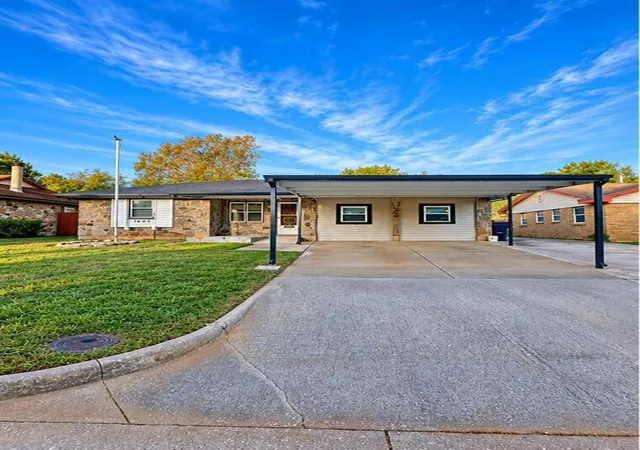 Photo 2 of Single family home for sale at 1605 Melinda Ln, Oklahoma City, OK 73130 | MLS# 1254240 | Listing updated on 2026-10-19
