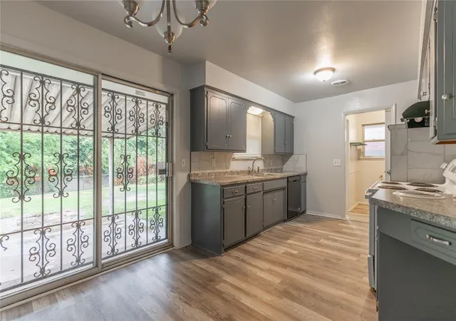 Photo 4 of Single family home for sale at 125 Philbrook Dr, Oklahoma City, OK 73109 | MLS# 1254256 | Listing updated on 2026-10-25