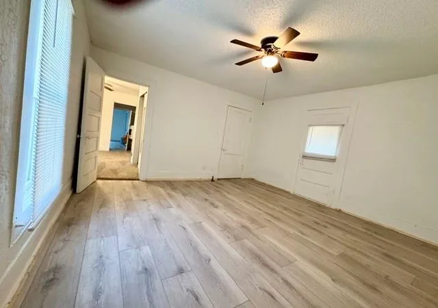 Photo 3 of Single family home for sale at 927 S 18th Street, Chickasha, OK 73018 | MLS# 1254271 | Listing updated on 2026-10-24