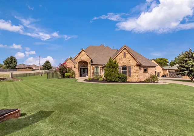 Photo 2 of Single family home for sale at 413 S Riverside Dr, Moore, OK 73160 | MLS# 1254304 | Listing updated on 2026-10-20