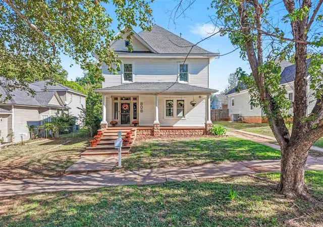 Photo 1 of Single family home for sale at 808 N Ash St, Guthrie, OK 73044 | MLS# 1254315 | Listing updated on 2026-10-29