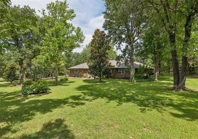 Photo 3 of Single family home for sale at 7711 Bobwhite Trl, Jones, OK 73049 | MLS# 1254328 | Listing updated on 2026-10-20