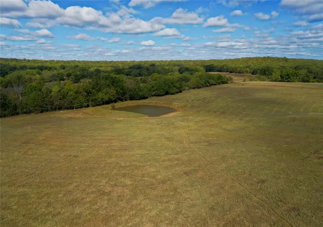 Photo 3 of House for sale at 19887 W 281st Street, Bristow, OK 74010 | MLS# 1254334 | Listing updated on 2026-10-18