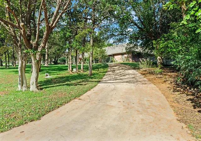 Photo 3 of Single family home for sale at 2401 Rosewood Ln, Edmond, OK 73013 | MLS# 1254352 | Listing updated on 2026-10-18