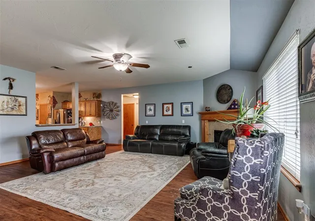 Photo 4 of Single family home for sale at 11004 NW 101st Street, Yukon, OK 73099 | MLS# 1254354 | Listing updated on 2026-10-18