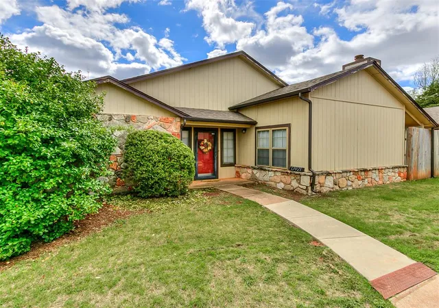 Photo 1 of Sale Pending at 13921 Xing Way W, Edmond, OK 73013 | MLS# 1254358 | Listing updated on 2026-10-23