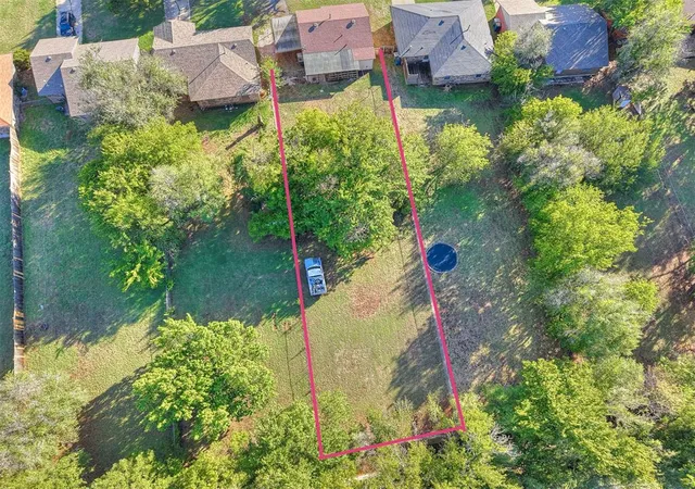 Photo 1 of Single family home for sale at 117 W Clegern Ave, Edmond, OK 73003 | MLS# 1254382 | Listing updated on 2026-10-19