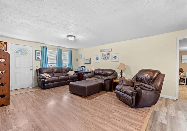 Photo 3 of Sale Pending at 406 S Maple St, Davis, OK 73030 | MLS# 1254388 | Listing updated on 2026-10-25