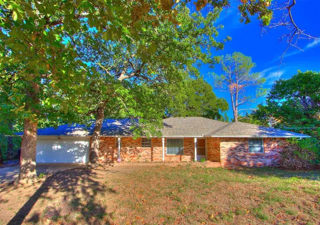 Photo 1 of Single family home for sale at 1114 N Broadview Dr, Oklahoma City, OK 73127 | MLS# 1254395 | Listing updated on 2026-10-18