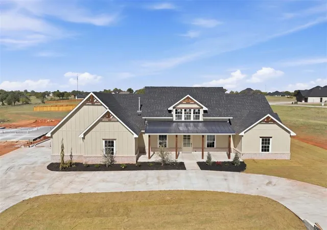 Photo 2 of Single family home for sale at 2438 Wind River Cir, Blanchard, OK 73010 | MLS# 1254408 | Listing updated on 2026-10-29