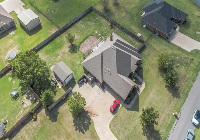 Photo 3 of Single family home for sale at 4658 Hillcrest Ln, Edmond, OK 73025 | MLS# 1254417 | Listing updated on 2026-10-20