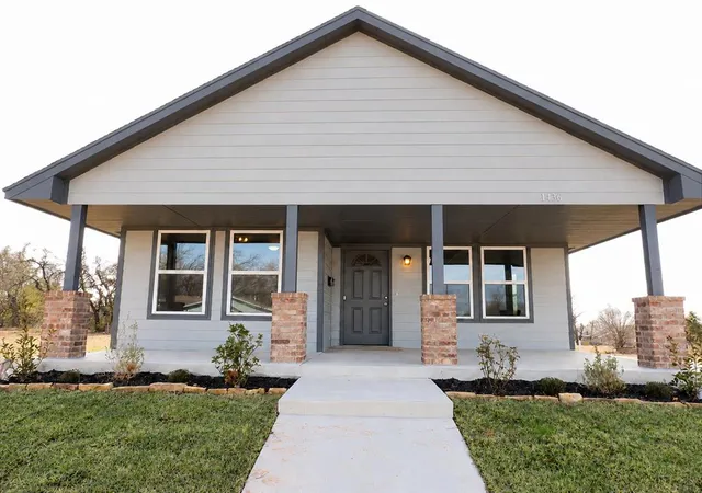 Photo 1 of Single family home for sale at 1436 Ne 12th Street, Oklahoma City, OK 73117 | MLS# 1254418 | Listing updated on 2026-10-18